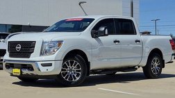 2024 Nissan Titan SV