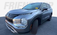 2022 Mitsubishi Outlander SE