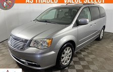 2016 Chrysler Town and Country Touring