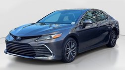 2022 Toyota Camry Hybrid XLE