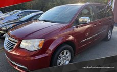 2012 Chrysler Town and Country Touring-L