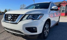 2020 Nissan Pathfinder SV
