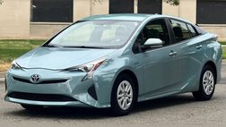 2016 Toyota Prius Two