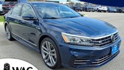 2019 Volkswagen Passat SE R-Line