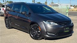 2019 Chrysler Pacifica Hybrid Touring L