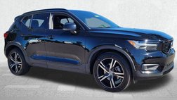 2019 Volvo XC40 T5 R-Design