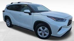 2022 Toyota Highlander LE