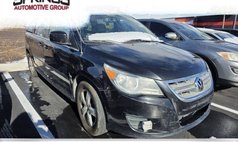 2011 Volkswagen Routan SE