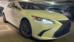 2025 Lexus ES 300h Luxury