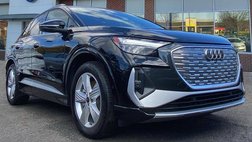 2024 Audi Q4 e-tron quattro Premium Plus 55