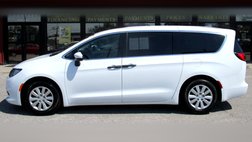 2020 Chrysler Voyager L