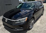 2017 Volkswagen Passat 1.8T R-Line