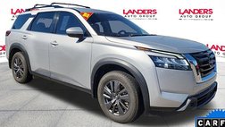2022 Nissan Pathfinder SV