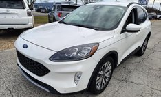 2022 Ford Escape Hybrid Titanium