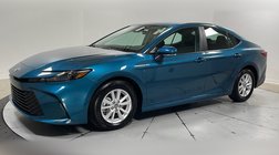 2025 Toyota Camry LE FWD
