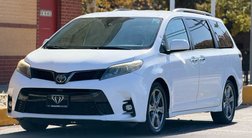 2019 Toyota Sienna SE