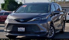 2021 Toyota Sienna LE 8-Passenger