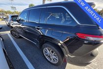 2022 Jeep Grand Cherokee Summit