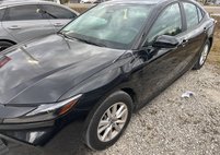 2025 Toyota Camry Hybrid LE