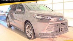 2024 Toyota Sienna LE 8-Passenger