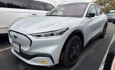 2022 Ford Mustang Mach-E California Route 1