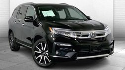 2020 Honda Pilot Touring w/Rear Captain's Chairs