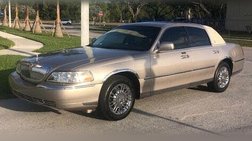 2003 Lincoln Town Car Executive