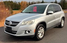 2011 Volkswagen Tiguan S 4Motion