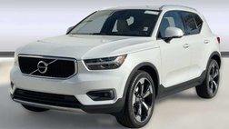 2021 Volvo XC40 T5 Momentum