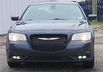 2019 Chrysler 300 Touring L
