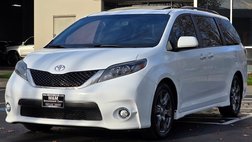 2017 Toyota Sienna SE 8-Passenger