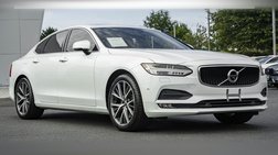2017 Volvo S90 T6 Momentum