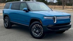 2025 Rivian R1S Adventure