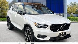 2022 Volvo XC40 T5 R-Design