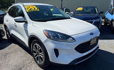 2020 Ford Escape SEL