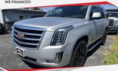 2017 Cadillac Escalade Luxury