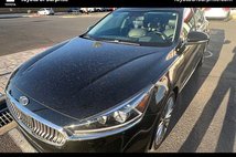 2019 Kia Cadenza Limited