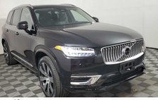 2024 Volvo XC90 Recharge T8 Ultimate Bright Theme 7P
