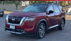 2022 Nissan Pathfinder Platinum