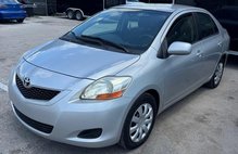 2009 Toyota Yaris S