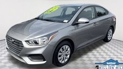 2022 Hyundai Accent SE