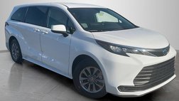 2025 Toyota Sienna LE 8-Passenger