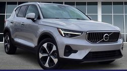 2023 Volvo XC40 B5 Ultimate Bright Theme
