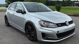 2017 Volkswagen Golf GTI Sport