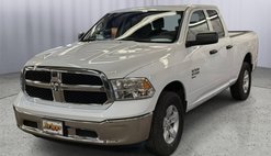 2024 Ram Ram Pickup 1500 Classic SLT