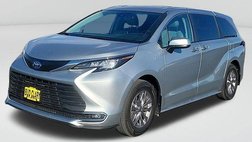 2023 Toyota Sienna XLE 7-Passenger