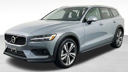 2025 Volvo V60 Cross Country B5 Plus