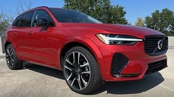 2025 Volvo XC60 B5 Ultra Dark Theme