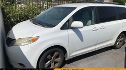 2014 Toyota Sienna LE