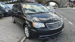 2016 Chrysler Town and Country Touring